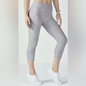 Fabletics salar capri leggings XXS